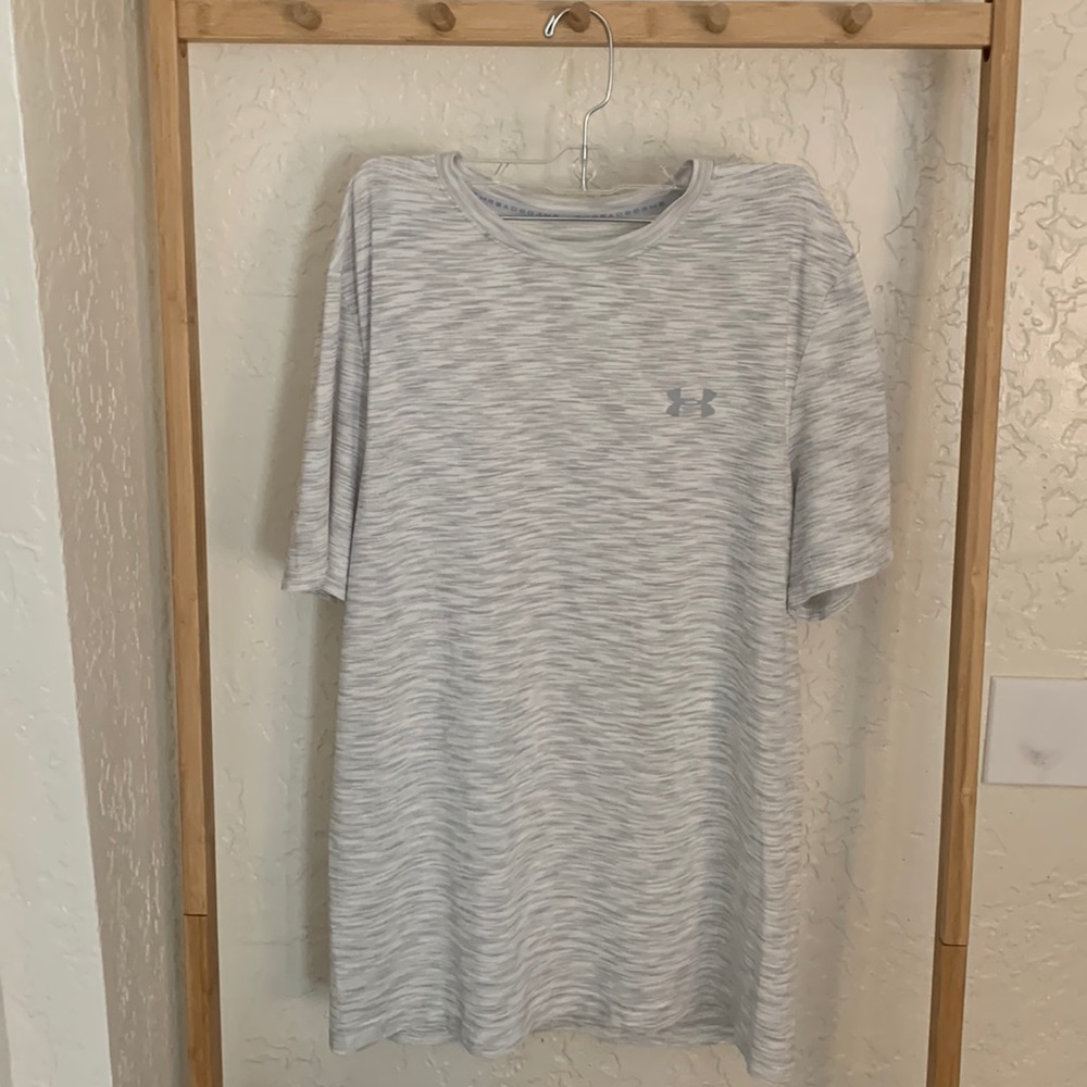 Mens Under Armour threadborne dry fit shirt